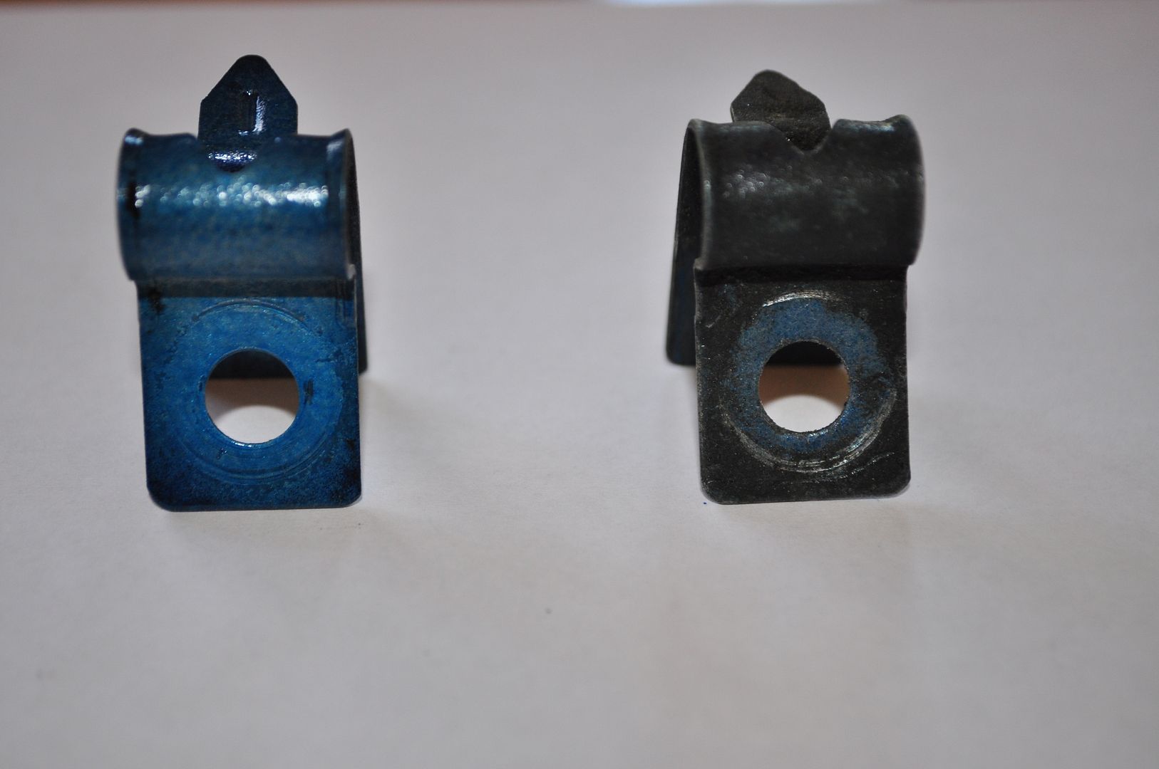 Rear Axle Brake Line Clip PN 3956700